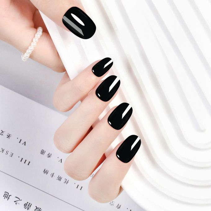 24Psc Reusable Press On Nails Short Round Wearning Nails in Black with Washable Adhesive Tabs Model E25 for DIY Manicure